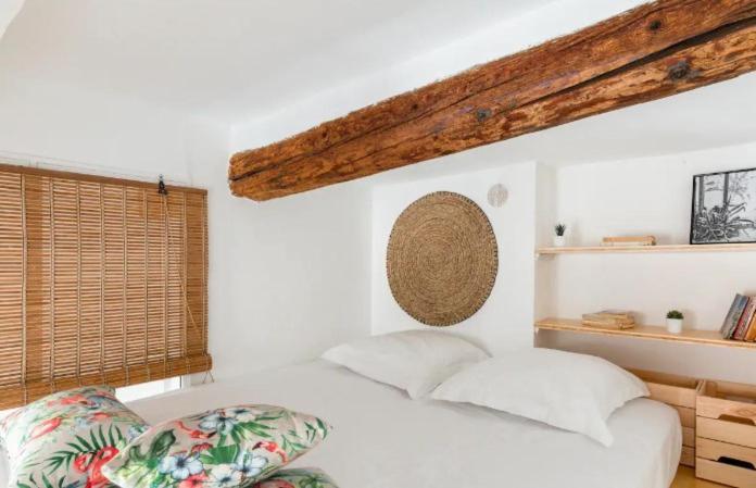Appartement Authentique Situe En Plein Centre D'อองทีบส์ ภายนอก รูปภาพ